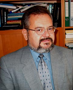 Dr. József Rohács portréja