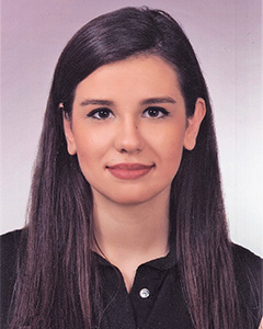 Sally Ichou portréja